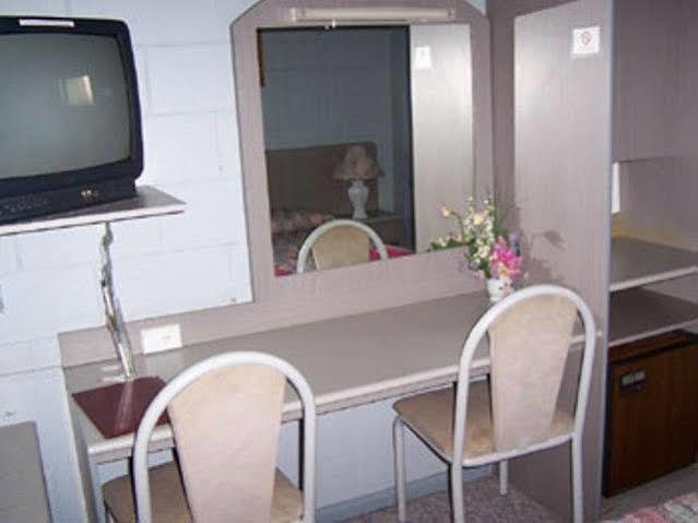 Governors Hill Motel Гоулбёрн Экстерьер фото